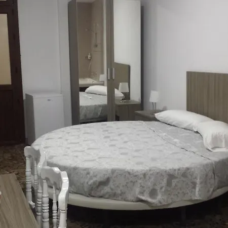 Guest house Jose Carlos 2*
